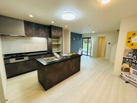 東京都府中市小柳町６丁目