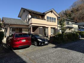 山梨県上野原市コモアしおつ１丁目