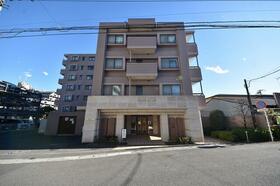 神奈川県横浜市保土ケ谷区坂本町