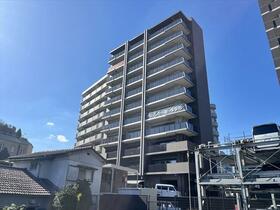 ポレスター道ノ尾駅前