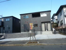 神奈川県厚木市毛利台３丁目