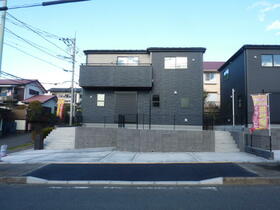 神奈川県厚木市毛利台３丁目