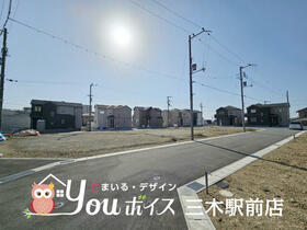 兵庫県三木市岩宮