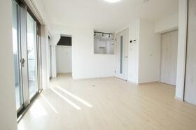 眺めの良い南向きの明るいリフォームされた富士見町住宅