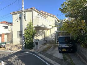 愛知県愛知郡東郷町大字春木字中通屋敷