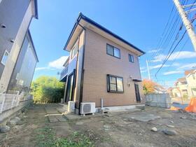 埼玉県草加市苗塚町