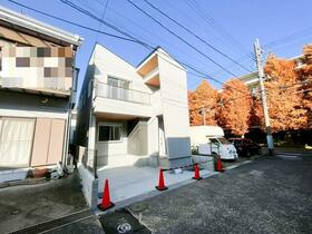 神奈川県横浜市港北区新吉田東６丁目