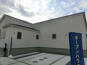 三重県津市栗真小川町