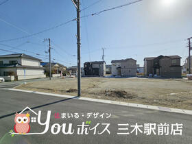 兵庫県三木市岩宮