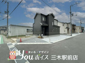兵庫県三木市岩宮
