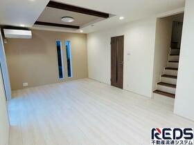 東京都小金井市前原町１丁目