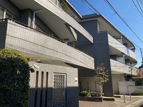 東京都杉並区和泉２丁目