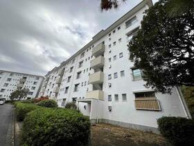 すすき野団地６−１３号棟