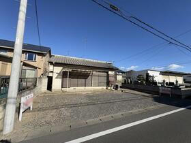 群馬県伊勢崎市今泉町１丁目