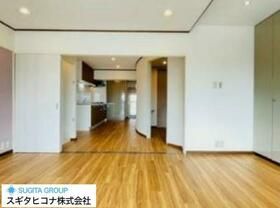 クローバーハイツ森小路３号棟