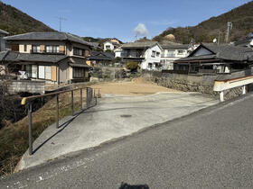 広島県呉市吉浦中町３丁目