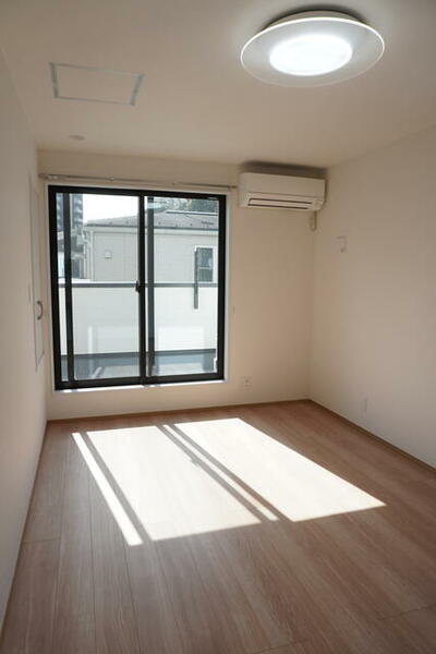 detached 東京都文京区大塚５丁目

地図を見る