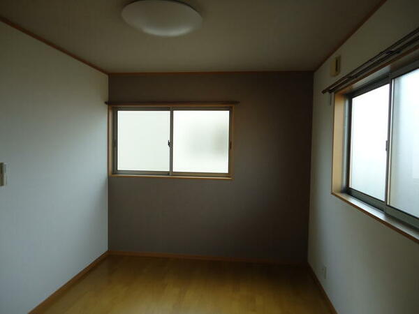 apartment 宮城県遠田郡涌谷町字田町裏
田町裏の賃貸情報を見る
物件地図