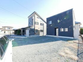 山梨県中央市東花輪