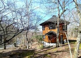 山梨県南都留郡山中湖村平野