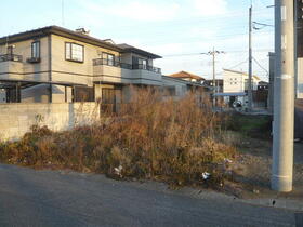 栃木県小山市暁１丁目