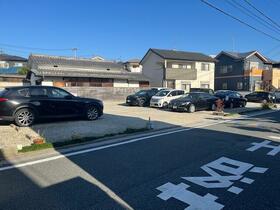 福岡県春日市小倉５丁目