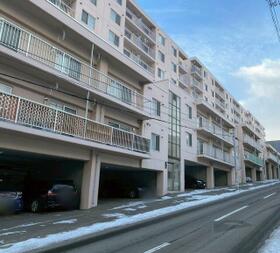 エメラルドグリーンヒルズ平岸?