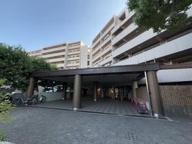 神奈川県横浜市磯子区丸山１丁目