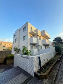 東京都新宿区中落合２丁目