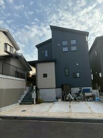 千葉県成田市橋賀台１丁目