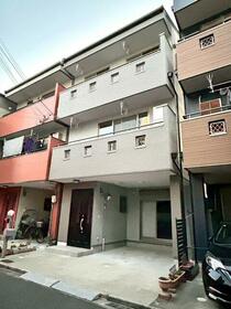 大阪府大阪市港区南市岡１丁目