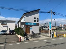 秋田県秋田市南通亀の町