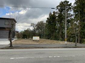 富山県滑川市上小泉