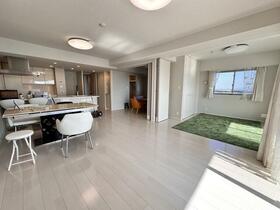 ライフレビュー大磯　東南角　部屋オーシャンビュー　大磯駅まで歩いて５分