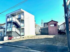 愛知県名古屋市中川区小本本町３丁目