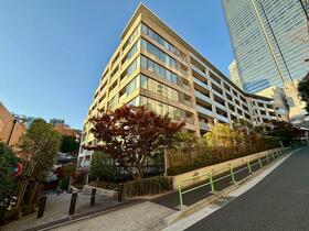 東京都港区麻布狸穴町