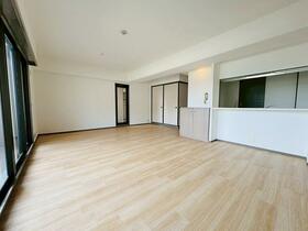 京都府京都市西京区大枝北沓掛町１丁目