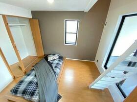 京都府京都市伏見区深草大亀谷金森出雲町