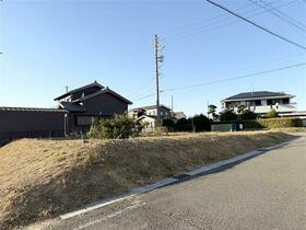 愛知県知多郡武豊町字祠峯３丁目