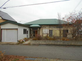 青森県南津軽郡藤崎町大字榊字亀田