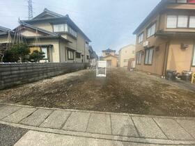 石川県金沢市玉鉾町甲