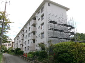 鈴蘭台第３住宅　６号棟