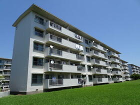 夏見台住宅９号棟