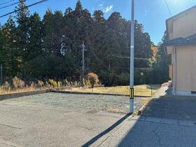 石川県加賀市湖城町３丁目