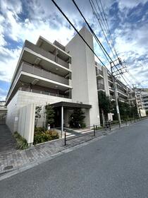 東京都府中市是政４丁目