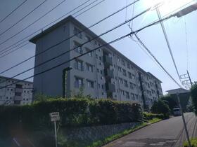 高幡台住宅７号棟