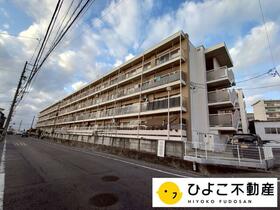 白山住宅１号棟