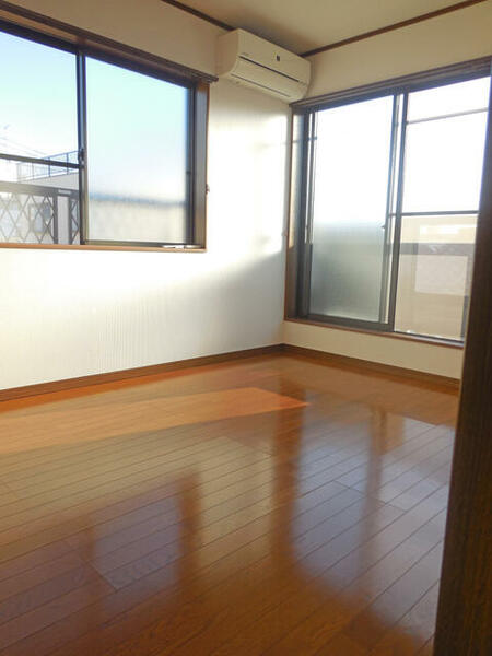 detached 東京都荒川区東尾久６丁目

地図を見る