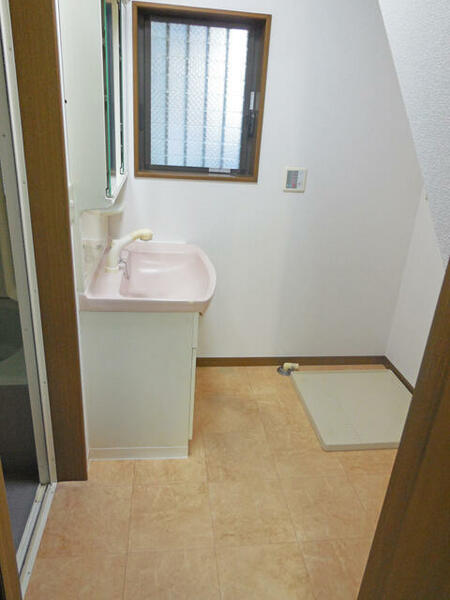 detached 東京都荒川区東尾久６丁目

地図を見る