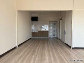 静岡県静岡市駿河区曲金３丁目